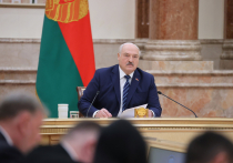 Многие страны теряют интерес к использованию доллара и евро в качестве платежных средств – об этом на встрече с журналистами в Минске заявил лидер Белоруссии Александр Лукашенко