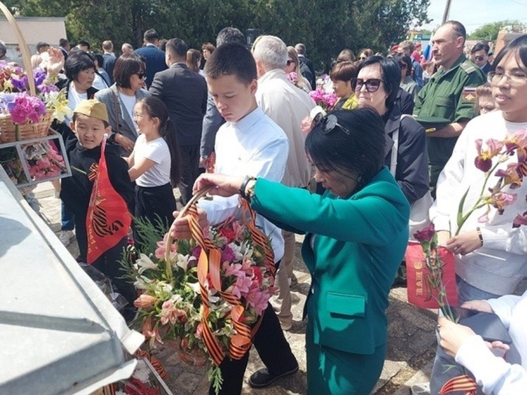 В День Победы школы-побратимы Калмыкии и Антрацитовского района провели совместные мероприятия