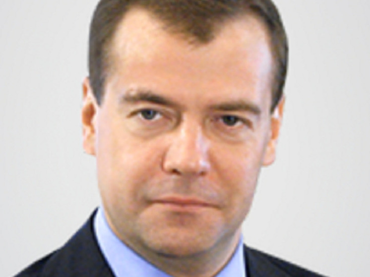 Медведев: Россия, проводя ядерные учения, отрабатывает ответ на возможные атаки Запада