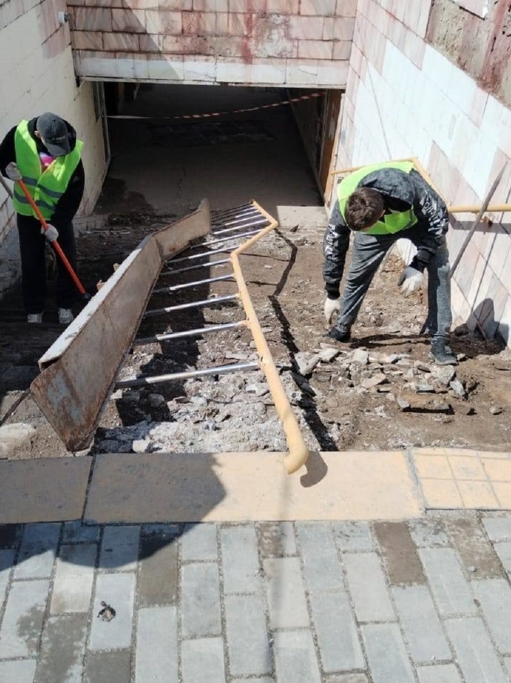 Начался ремонт подземного перехода у кинотеатра «Маяковский» в Омске
