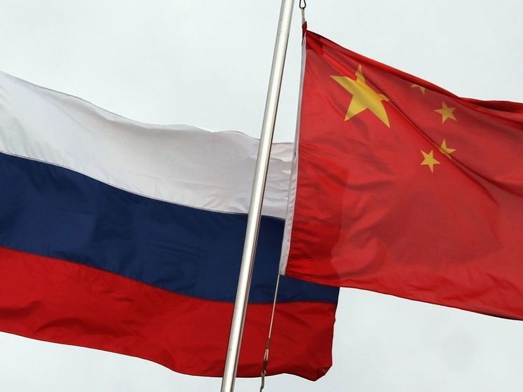 Западный эксперт: Россия и КНР строят альтернативный мир, ослабляющий Запад
