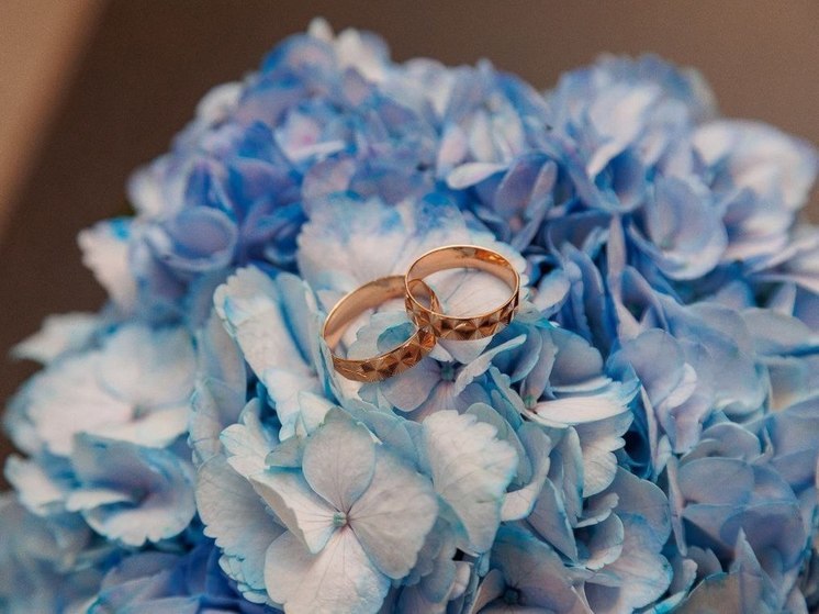 Три пары их Хабаровского края отправились на Всероссийский свадебный фестиваль