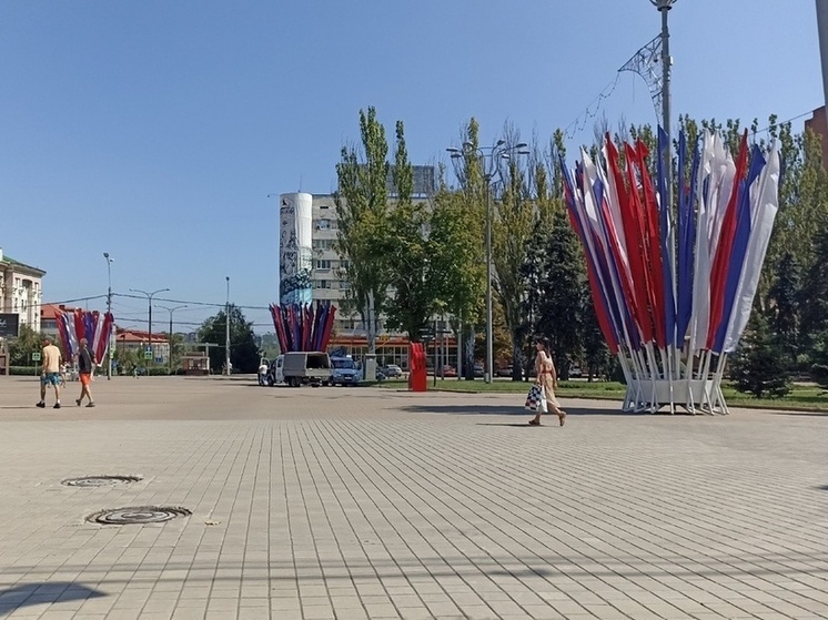 Пушилин поздравил дончан с Днем Донецкой Республики