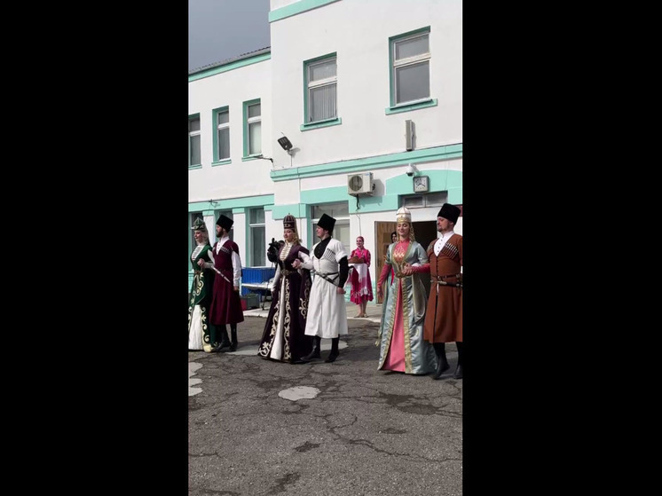 Впервые в Карачаево-Черкесию прибыл круизный поезд «Жемчужина Кавказа»