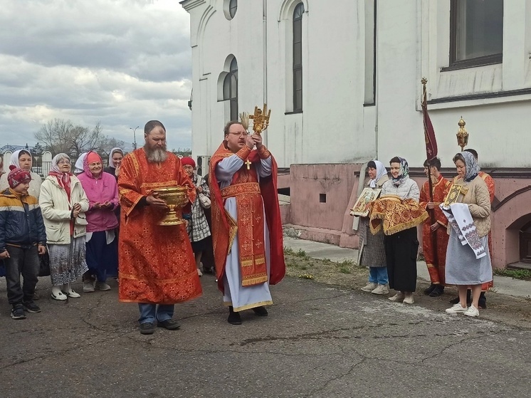 В Туве православные провели уставные богослужения Светлой седмицы