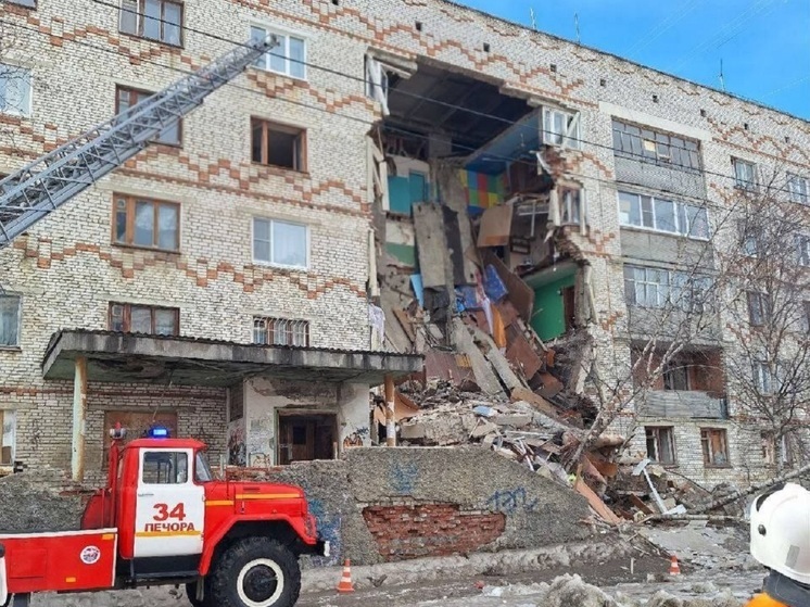 Обрушение подъезда дома в городе Печора (Республика Коми) затронуло его нежилую часть, пояснили региональные власти