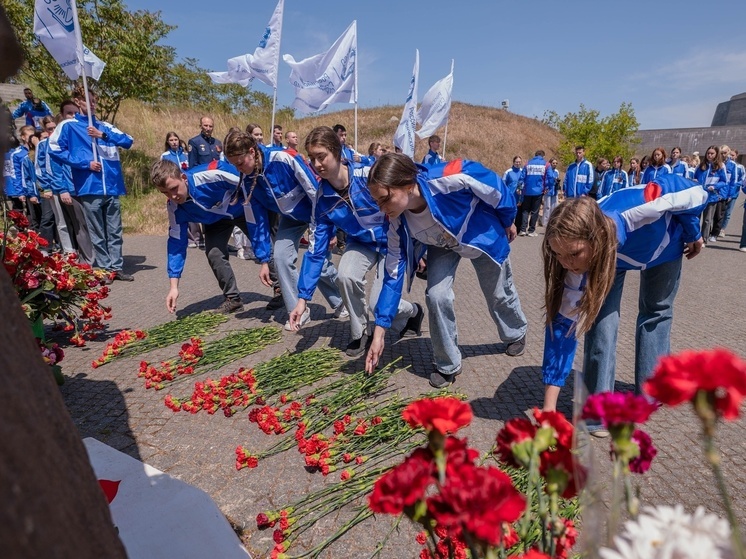РСО провели торжественный этап акции на "35-й береговой батарее"