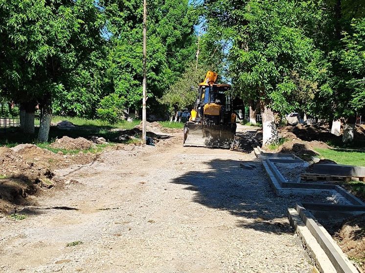 В посёлке Ильском Северского района благоустраивают парк