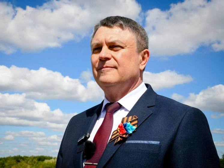 Пасечник поздравил луганчан с юбилеем ЛНР