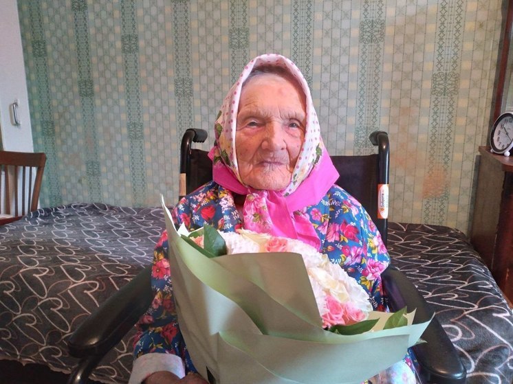 В Тверской области 102 года исполнилось фельдшеру времен войны Александре Кустовой