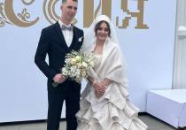 Пара из Оренбурга заключила брак на Первом Всероссийском свадебном фестивале в Москве