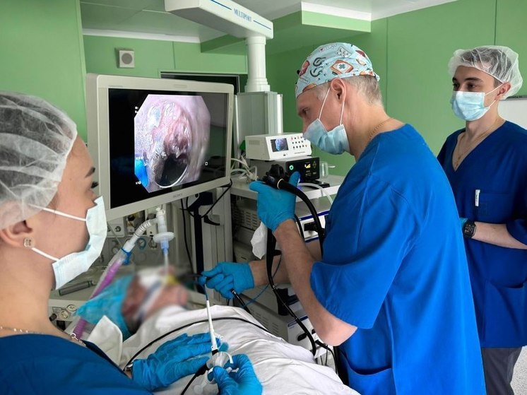 Кубанские хирурги успешно провели сложную операцию по удалению опухоли пищевода