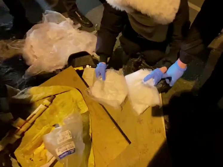В Пензенской области задержали автомобиль, перевозивший более 2 кг наркотиков
