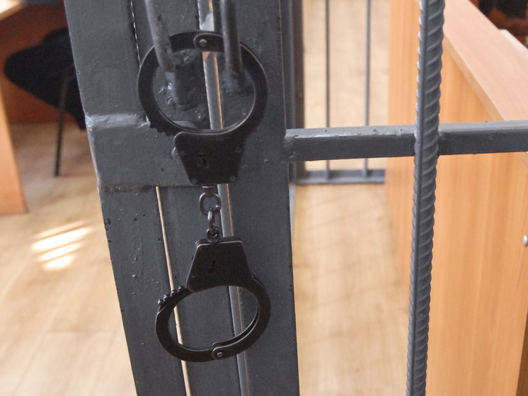  Суровый приговор был пересмотрен в пользу защищавшего семью