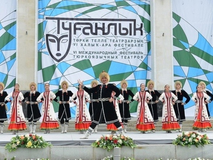 Национальный театр Калмыкии покажет на фестивале «Туганлык» спектакль «Горе от ума»