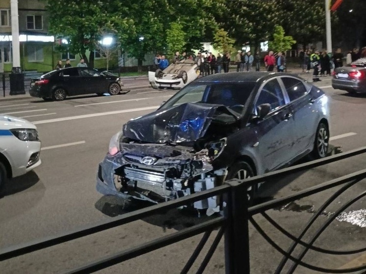 В центре Тамбова столкнулись сразу 5 авто