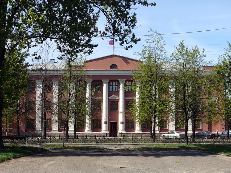 РБК: суд наложил арест на Ярославский судостроительный завод