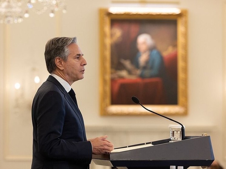 Блинкен пообещал Зеленскому новый пакет вооружений