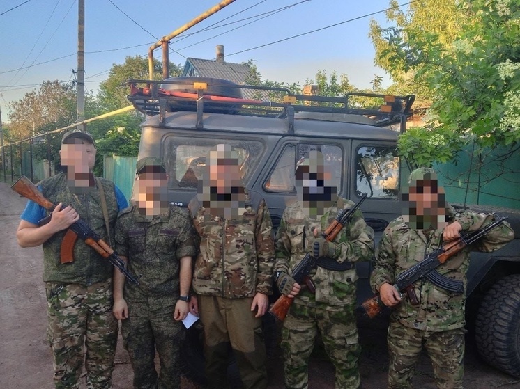 Автомобиль УАЗ был передан военнослужащим из Ростовской области.