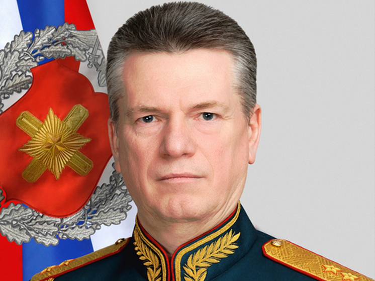 Начальника главного управления кадров Минобороны РФ генерал-лейтенанта Юрия Кузнецова арестовали после допроса другого фигуранта