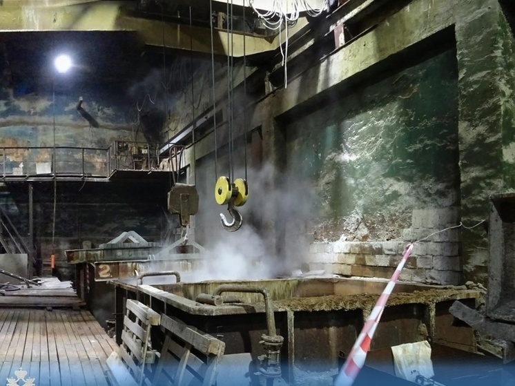 Житель Карелии, отправленный вертолетом в Петербург, получил ожоги на работе