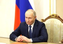 Глава России Владимир Путин объявил о награждении государственными наградами министров, которые трудились в прежнем составе правительства. 