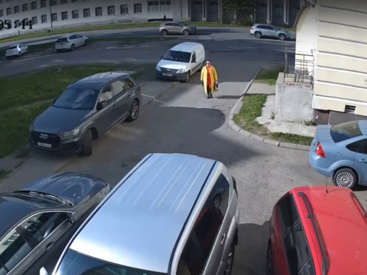 В Ярославле женщина чуть не потеряла автомобиль, забыв поставить его на «ручник»