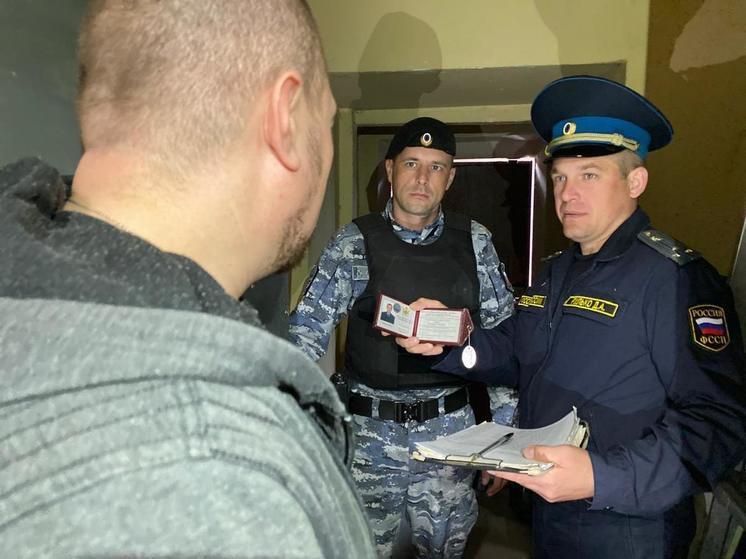 Тверские судебные приставы разыскали отца, который должен своему сыну больше 100 тысяч рублей