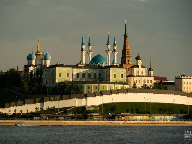 В честь KazanForum провели гашение памятной марки в Татарстане