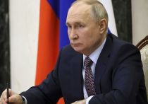 Встречу с не вошедшими в новый состав правительства России бывшими министрами провел президент Владимир Путина
