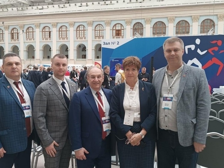 Фигуристки из Запорожской области отправились на сборы в Подмосковье