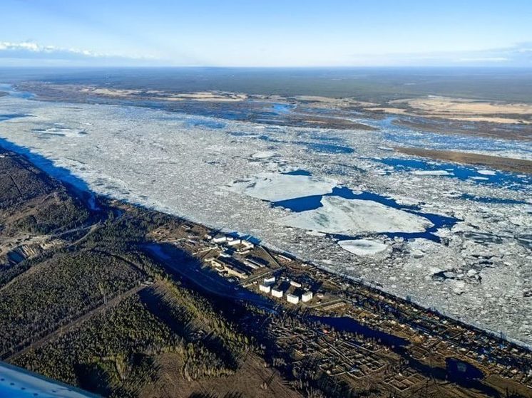 Ледоход на реке Лена достигнет Намского района в течение ближайших двух суток