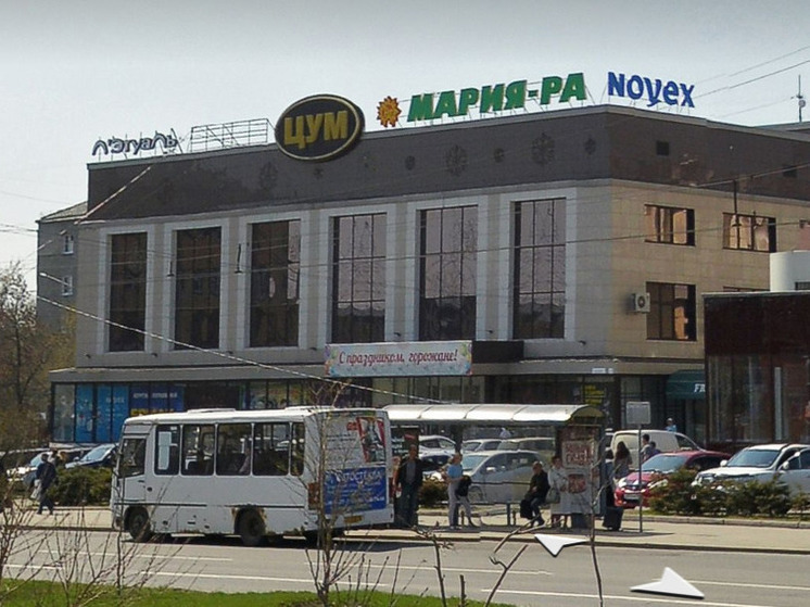 В Барнауле летом могут начать сносить ЦУМ