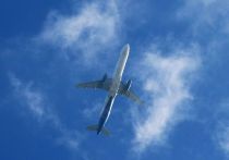 Летевший из Санкт-Петербурга в Уфу самолет с 82 пассажирами на борту экстренно сел в аэропорту Кирова