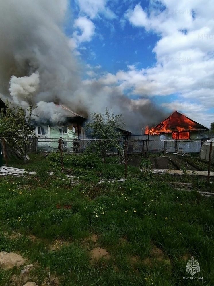 В Меленковском районе сгорел дом на площади почти 200 квадратов