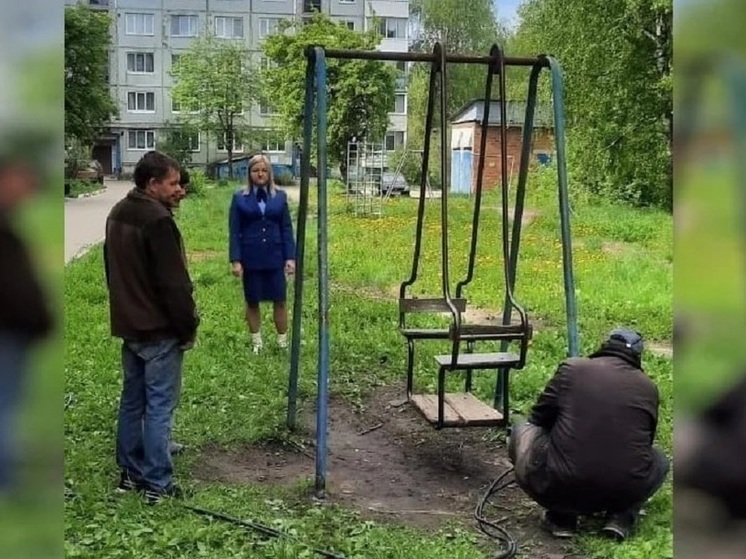 В Тульской области на детской площадке нашли опасные качели