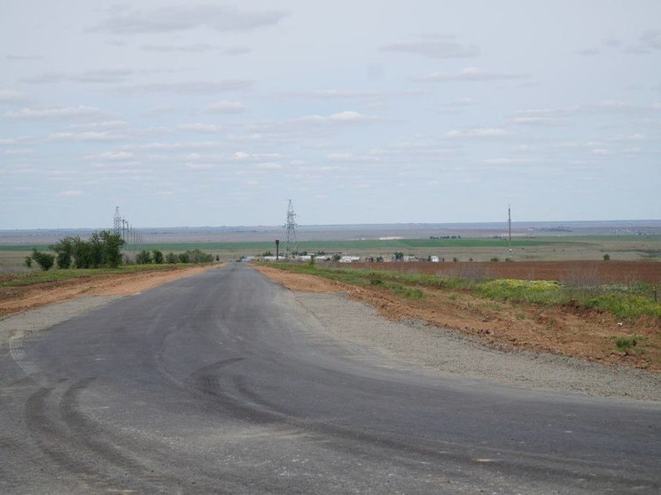 Дорогу в окрестностях Элисты обновят к июлю