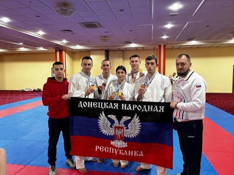 Каратисты из ДНР завоевали семь медалей на Чемпионате России