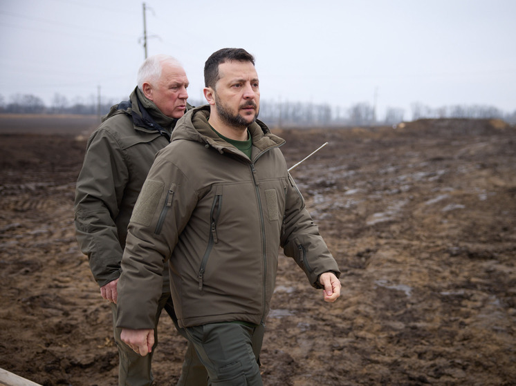 Обозреватель The Federalist Дэвидсон: выборы на Украине отменяются из-за страха непереизбрания Зеленского