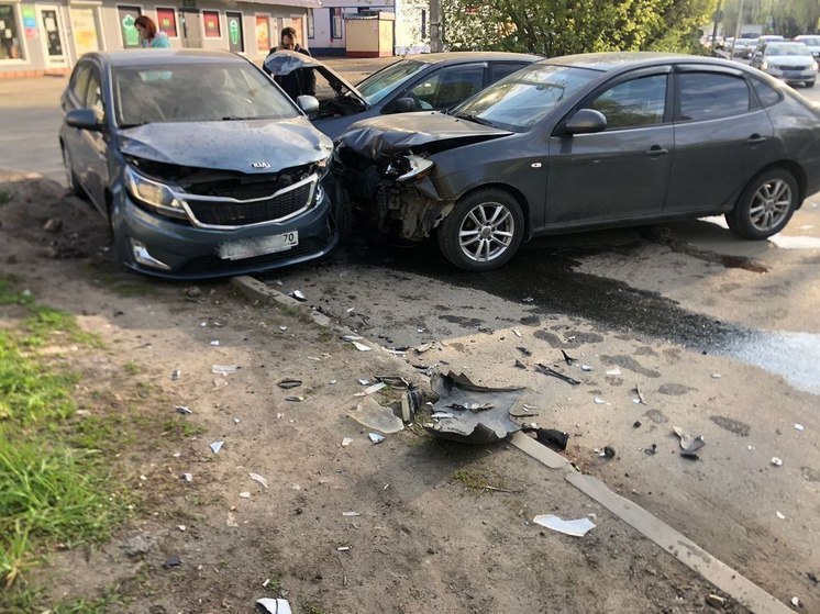 Полиция ищет свидетелей ДТП, в котором пострадала двухлетняя девочка