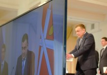 Бывший губернатор Тульской области Алексей Дюмин высоко поднял планку взаимоотношения с народом