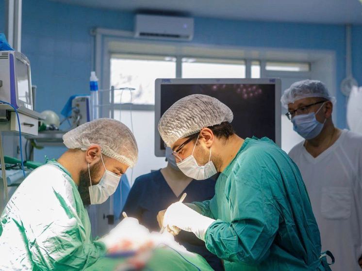 Мужчину с глубоким ножевым ранением спасли балашихинские врачи