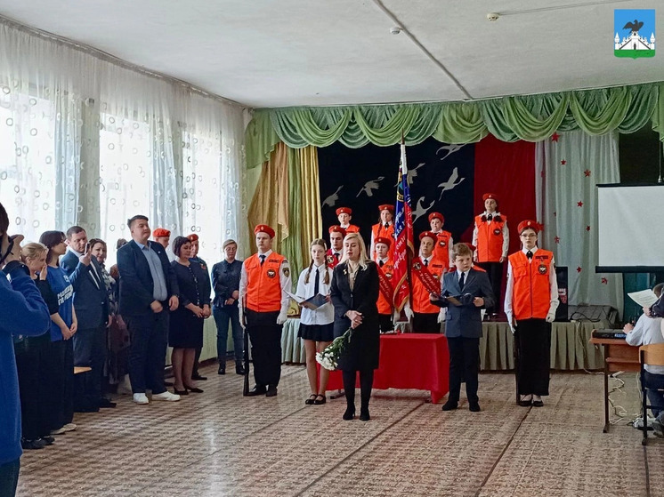 В Орле торжественно открыли новую «Парту Героя»