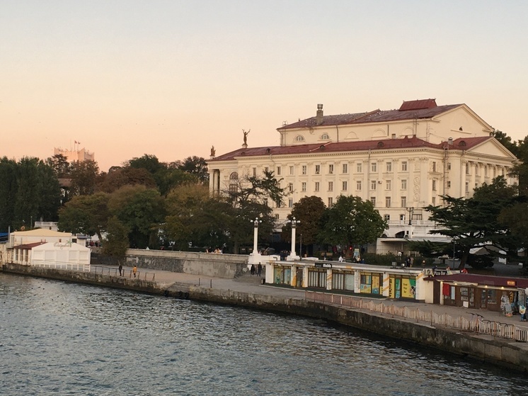 Приморский бульвар в Севастополе будут восстанавливать полгода