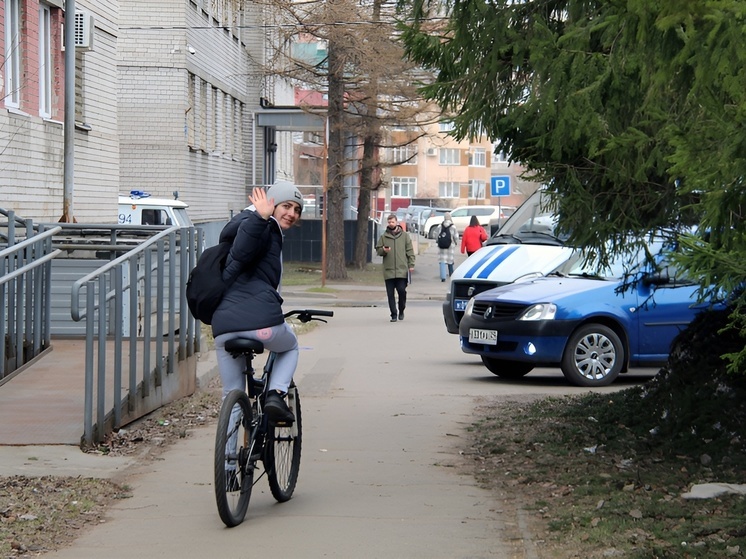 В Архангельске полицейские вернули северянке похищенный велосипед
