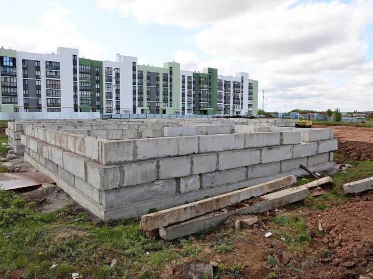 Спустя семь лет простоя в уфимском ЖК «Сосны» начали строить детсад