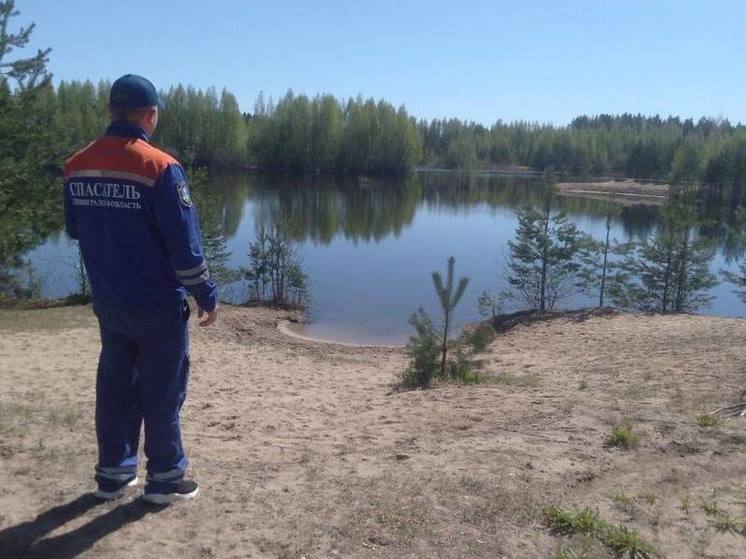 Ленинградские спасатели начали патрулировать места купания в Шамокше и Лодейном Поле