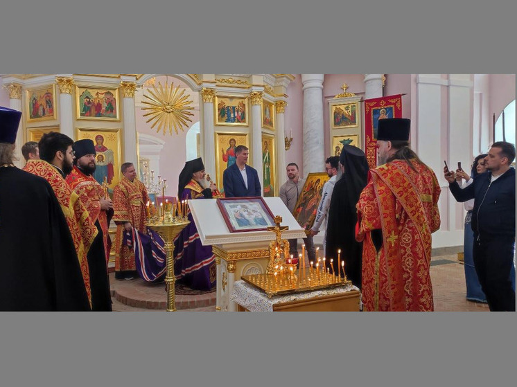 В Боровичах отслужили панихиду в память о великом полководце Суворове