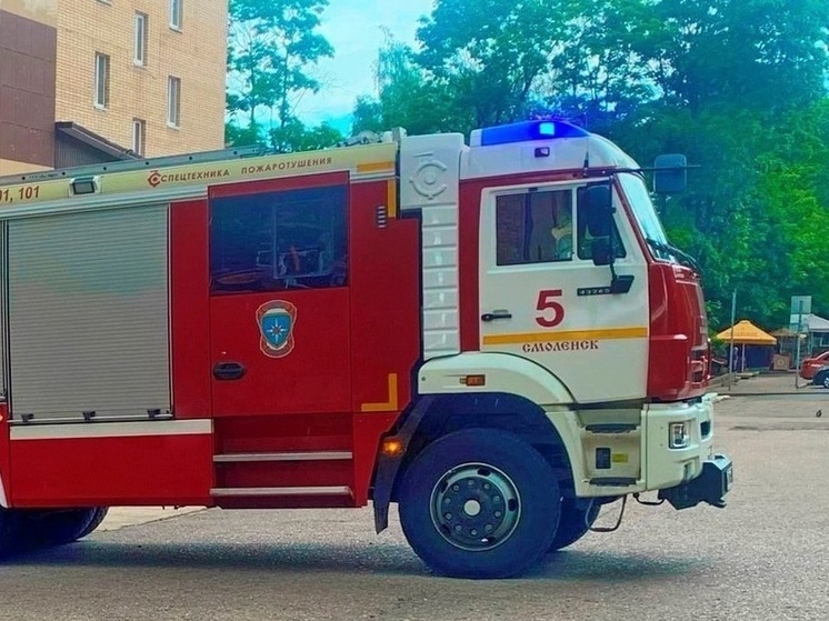 В Смоленске на Твардовского горела Ауди