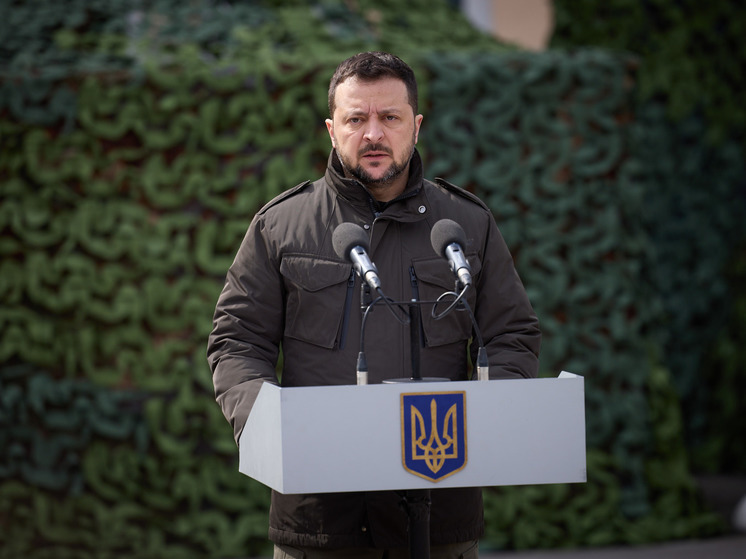 WP: Зеленского могут обвинить в подрыве демократии после истечения срока президентства